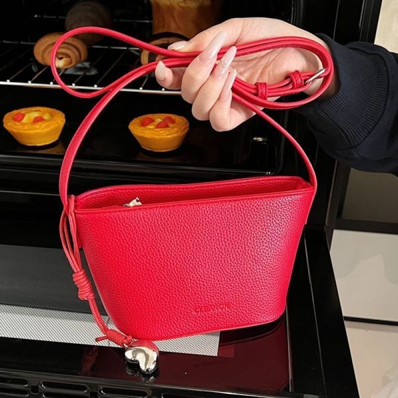 Mini Shoulder Bucket Bags For Women Pure Color PU Leather Cross Body Bag With Pendant Summer Latest Handbags 250527