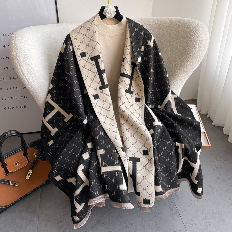 Designer Scarf - Women's High-end Letters Scarf - Luxurious Style Double-sided Thick Fleece-like Blanket Fashionable Multi-purpose Warmth Scarf