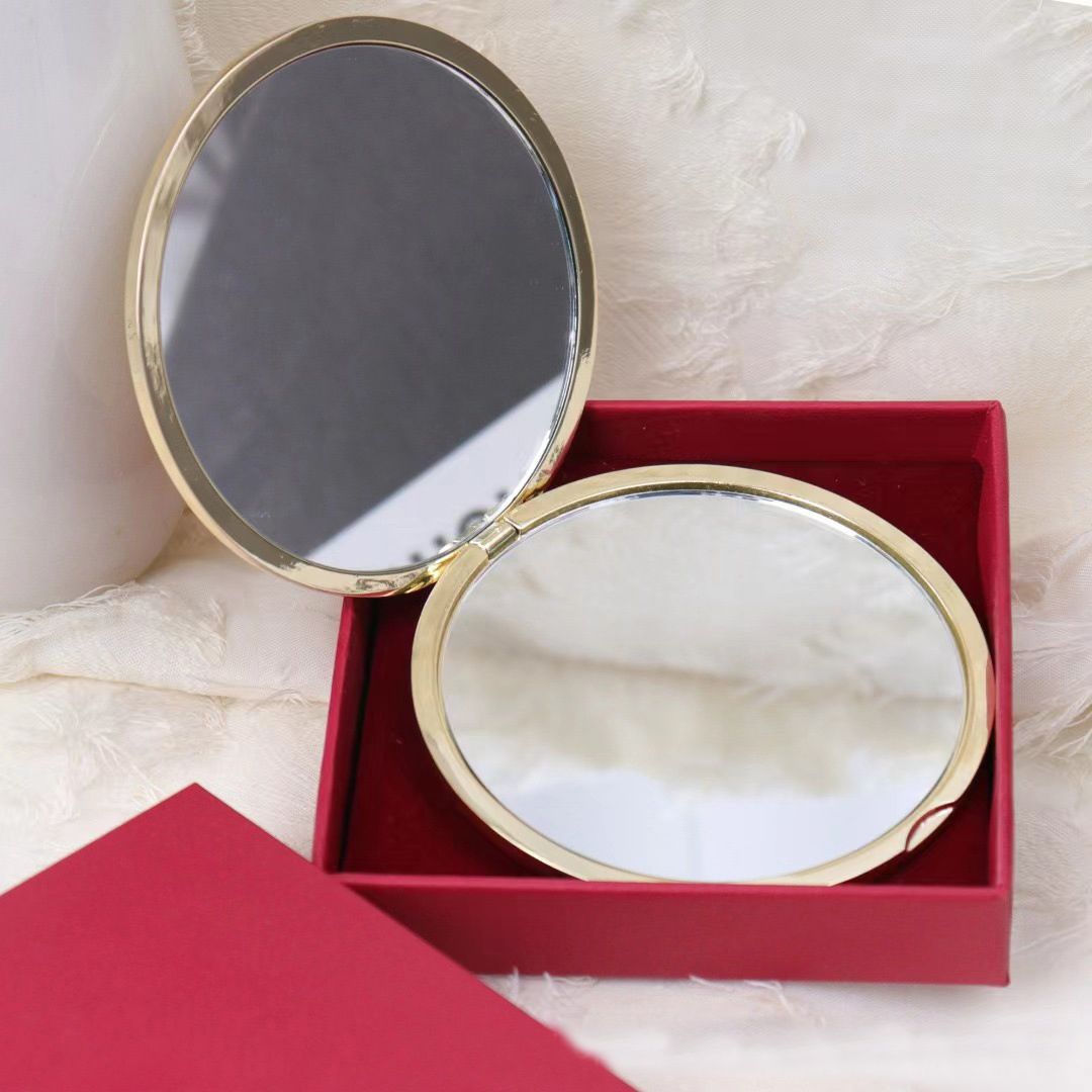 Luxury Letters Hand Gift Compact Mirrors Grass Gold silver Vintage Double Sided Portable Enlarged 2 face Classic Designer Makeup beauty Mirror