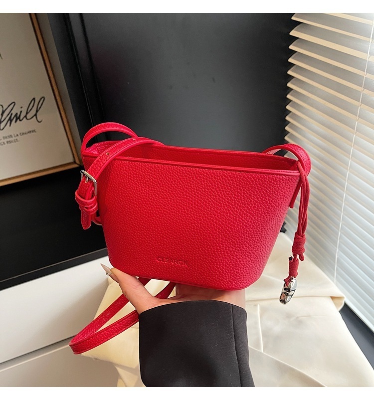 Mini Shoulder Bucket Bags For Women Pure Color PU Leather Cross Body Bag With Pendant Summer Latest Handbags 250527