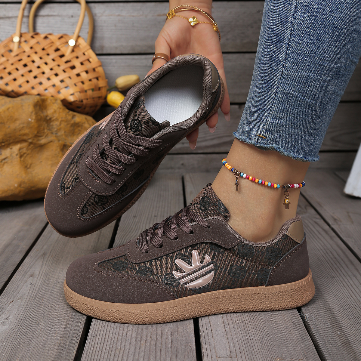 Vintage Monogram Jacquard Suede Skate Shoes, All-match Low Top Street Fashion Flats