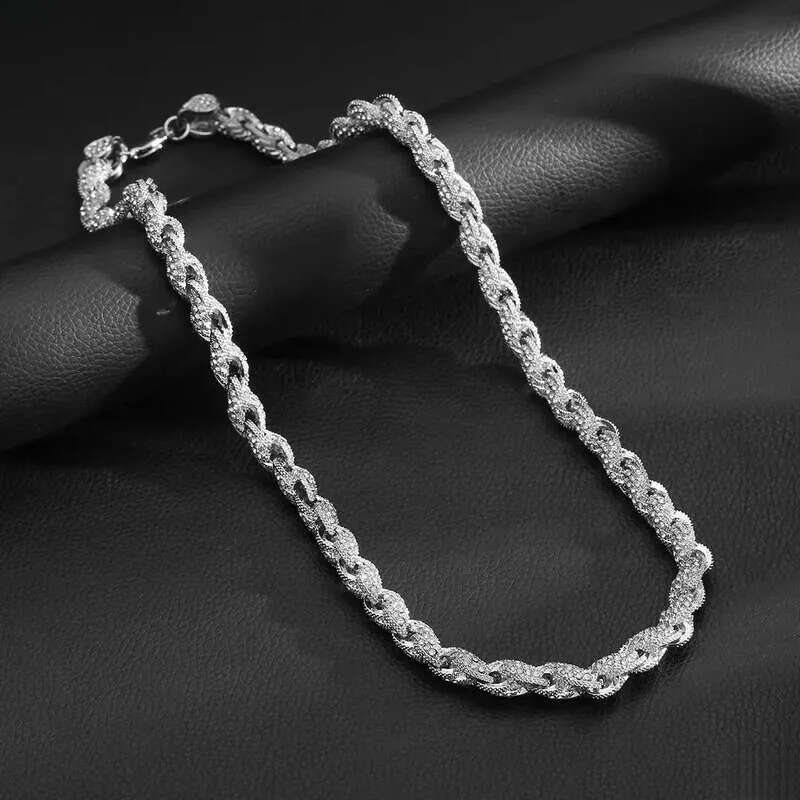 Durable Sterling Sier Hip-Hop Inspired Dia Accented Pendant Chain - Bold Metallic Neckwear For Him 111 aaa