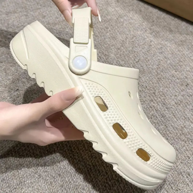 Women Home Slippers Garden Clogs Shoes Mens Sandals Flip Flops Summer Outdoor Couple Beach Slipper Closed Toe Non Slip Sandals 260421