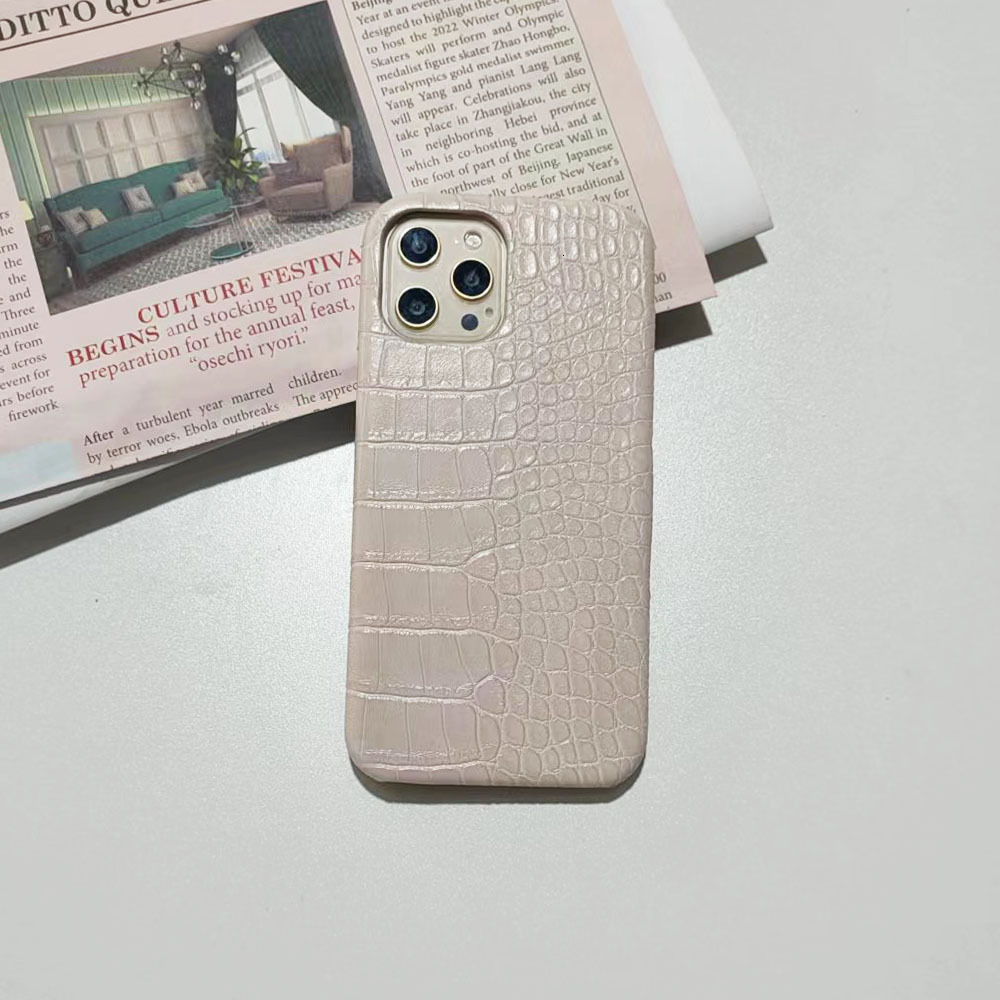 European and American Style Luxury Crocodile Pattern Apple 15/16/17 Phone 16 Internet Celebrity 17 Pro Half Cover XR Hard Case