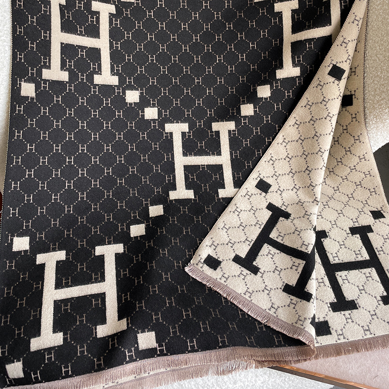 Designer Scarf - Women's High-end Letters Scarf - Luxurious Style Double-sided Thick Fleece-like Blanket Fashionable Multi-purpose Warmth Scarf