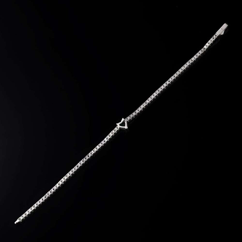 French-style courtly luxury ultra-shiny heart-shaped zirconia full-diamond bracelet, simple design with a cool and sophisticated aesthetic - view 5