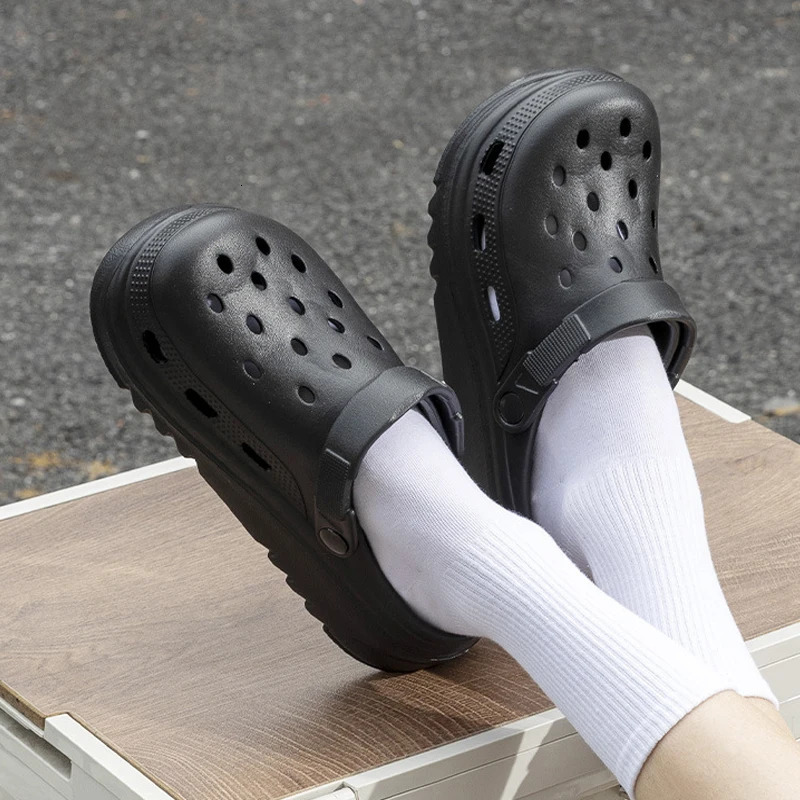 Women Home Slippers Garden Clogs Shoes Mens Sandals Flip Flops Summer Outdoor Couple Beach Slipper Closed Toe Non Slip Sandals 260421