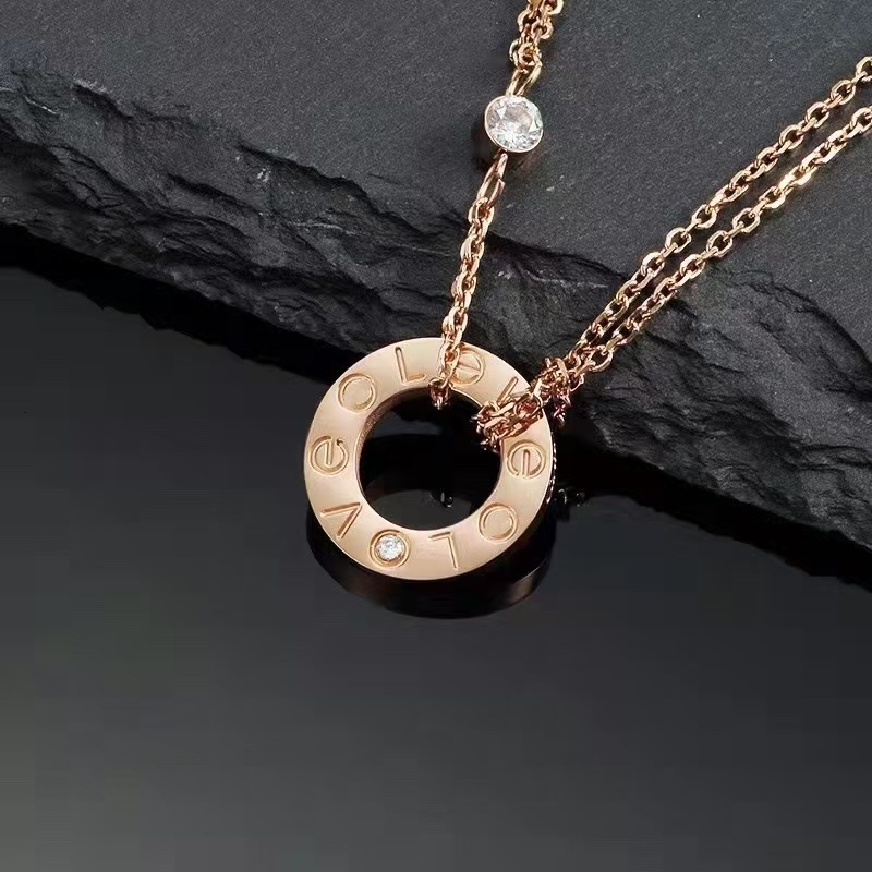 Designer Jewelry Women Necklace Oval Circle Pearl Platinum Vintage Black Everyday Casual Necklace Men High Long Loop Personalized Charm Fashion Luxury