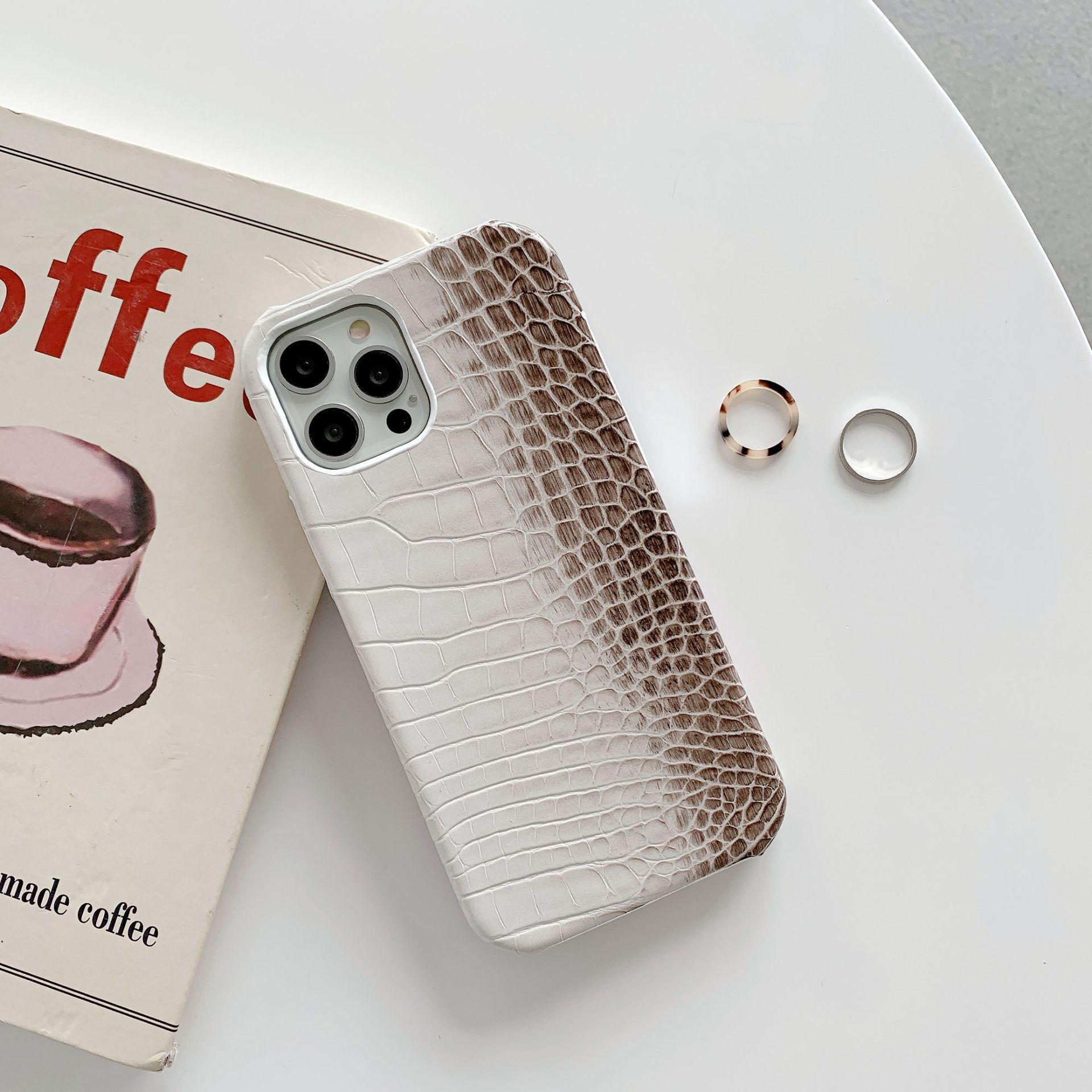 Crocodile pattern phone suitable iPhone 17 Pro Max, protective cover for Apple 16/15, trendy brand hard case