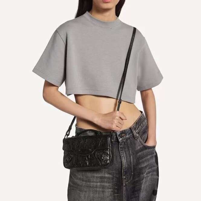 Niche Top Layer Cowhide Biker Bag, Crackle Pattern Rivet Flap Mini Crossbody Bag, Early Spring Luxury Genuine Leather Daily Shoulder Handbag SENYY