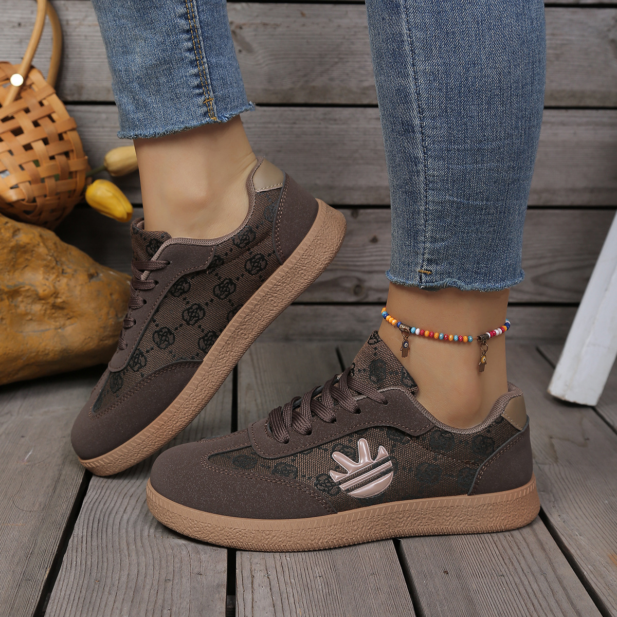 Vintage Monogram Jacquard Suede Skate Shoes, All-match Low Top Street Fashion Flats