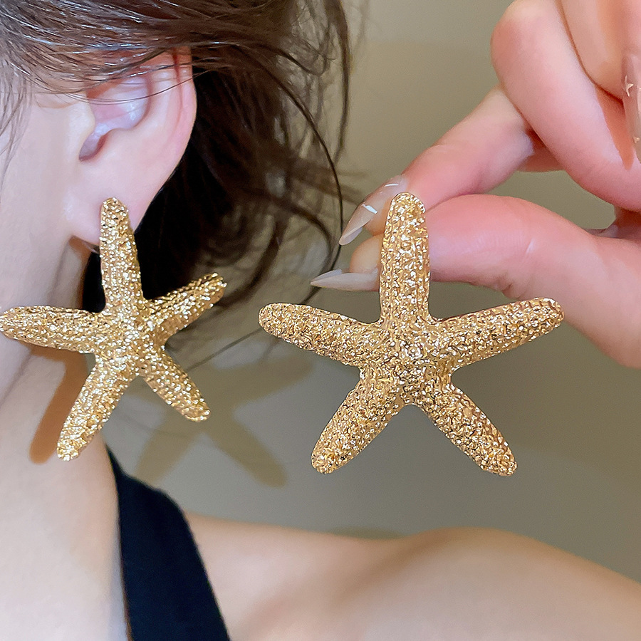 New cross-border starfish earrings, alloy jewelry for trendy women, European and American marine animal beach style niche fashion studs - view 6