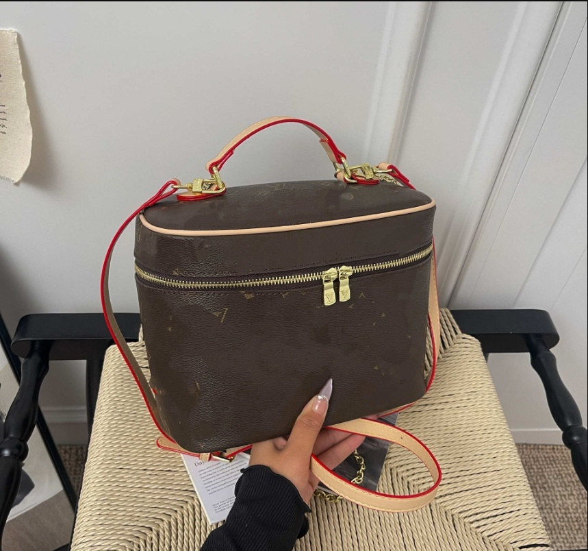 Designer Makeup Bag Cosmetic Bags Fashion Nice Mini Nano Makeup Bag Women Designers Toiletry Travel Pouch Ladies Purses High Quality Handbags A7AD