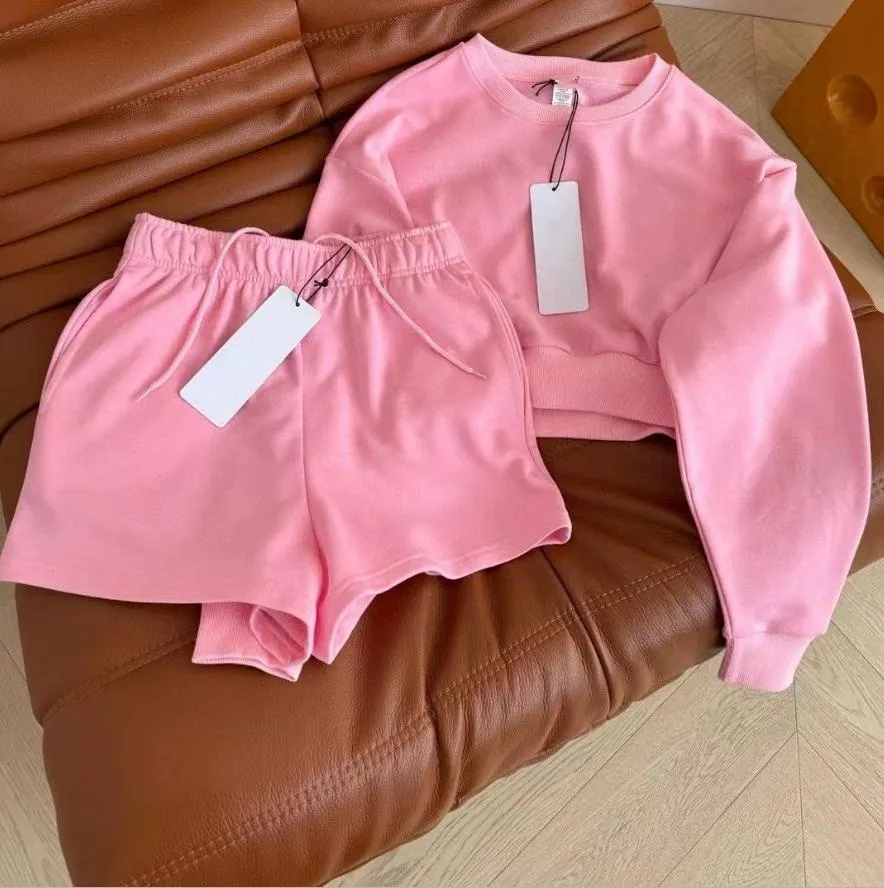 Designer Women Yoga Shorts Set Pink Cropped Sweatshirts+Shorts Crew Neck Pullover Ladies Short Tracksuit Studio-to-street Weekend City Jogger Sportswe