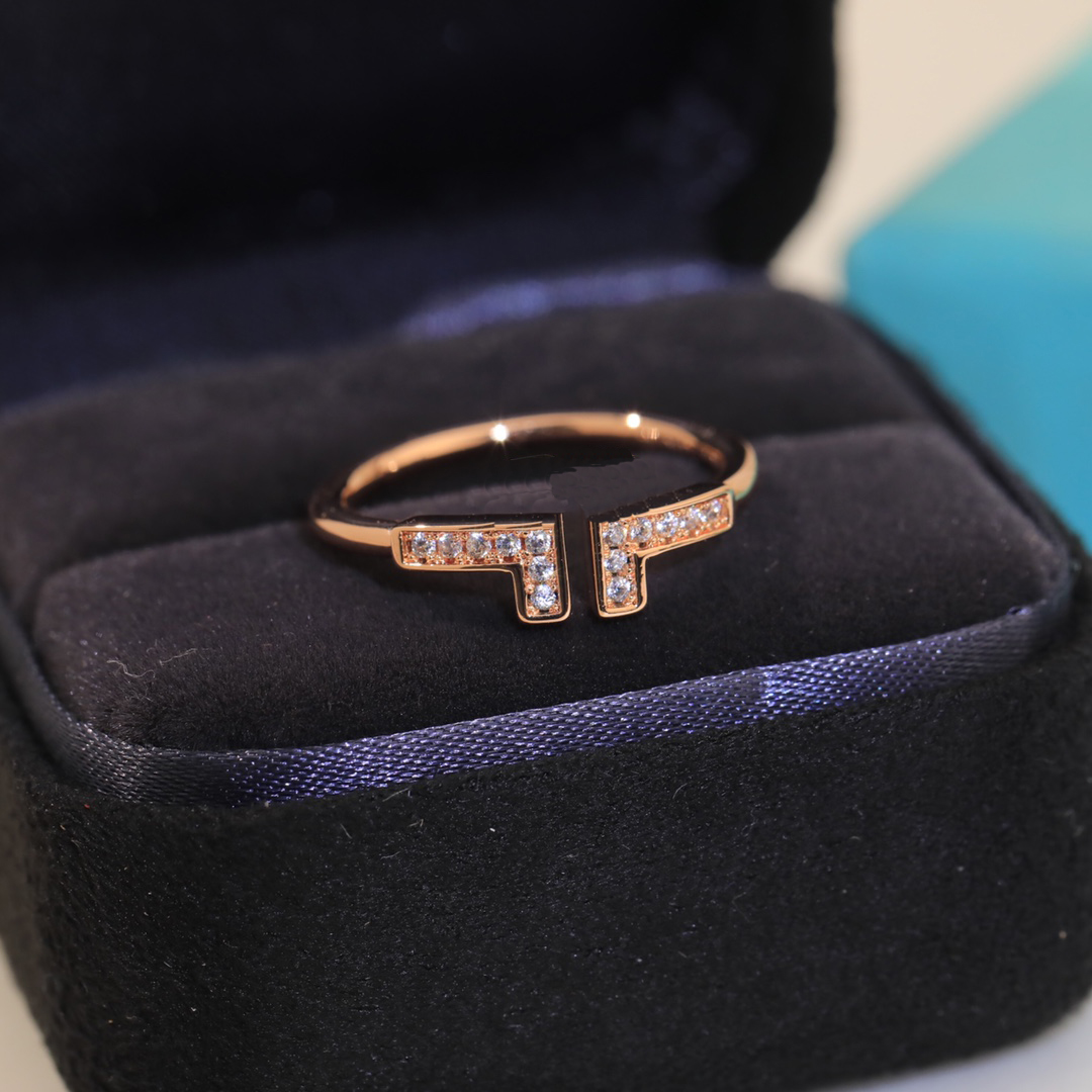 Ring designer ring luxury for Rings Cluster Rings Women letter diamonds Designer Jewelry Valentines Day gift Wedding Rings size 6-9 very good