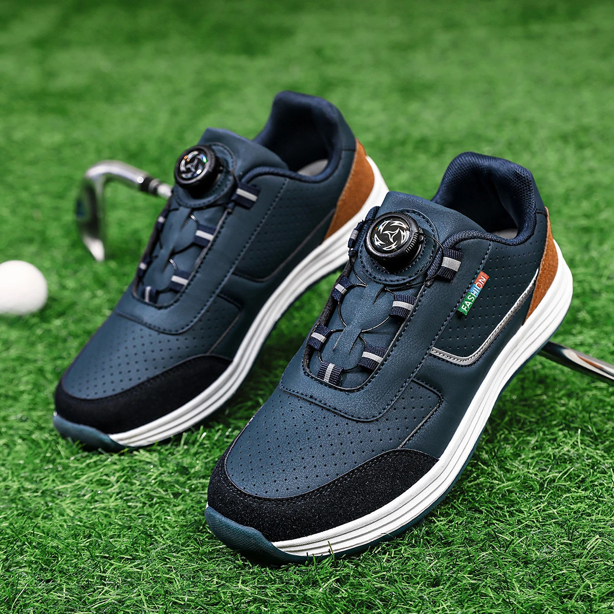 Mens Golf Shoes Style Fashionable Simple Versatile Solid Color Waterproof Upper Stylish Casual Sports for Men Outdoor Youth Fashion Rotati w260421