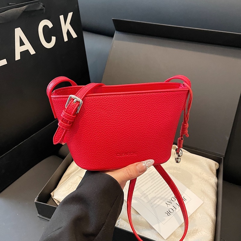 Mini Shoulder Bucket Bags For Women Pure Color PU Leather Cross Body Bag With Pendant Summer Latest Handbags 250527