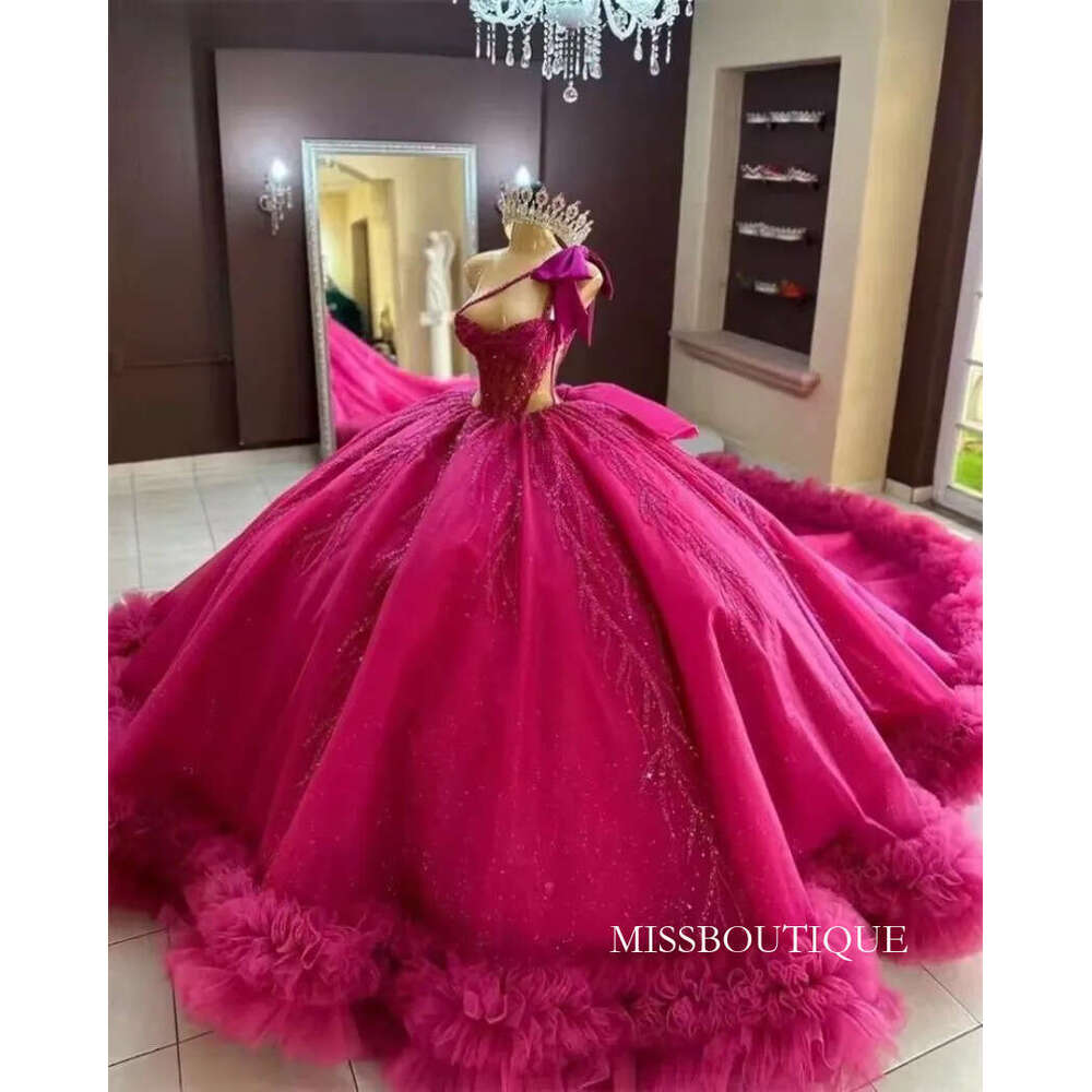 Princess Hot Pink Quinceanera Dresses 2026 Bead Crystals Tiered Ruffles 15Th Birthday Party Sweet 16 Dress Ball Gown Customized D21 Q423