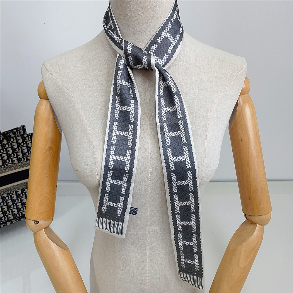 Designer Scarf Silk Scarf Rectangular Geometric Pattern Letters Women's Casual Decorative Scarf Used For Bag Decoration Small Neckline Scarf Ribb