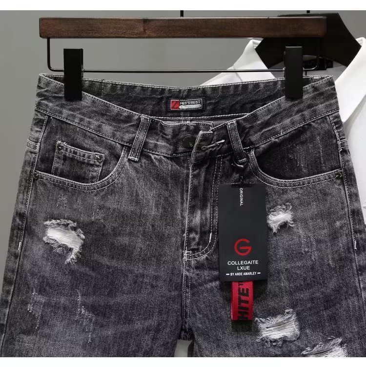 2026 Trending Men's Ash Gray Denim Shorts, Trendy Brand Embroidered Viral Style, Summer Korean-Inspired Knee-Length Shorts for Young Adults