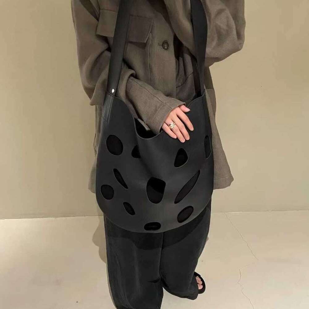 High Luxury Niccolo Cowhide Tote Bag, Hollowed Out Design, Large Capacity, Niche High-end Women Shoulder Crossbody Handbag, Daily Versatile SENYY