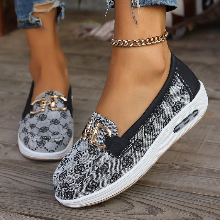 Casual shoes Fashion Soft Sole Comfortable Women's Slip-on Shoes New Print Design Large Sizes 36 -43 Versatile Casual Sports Shoes Brown