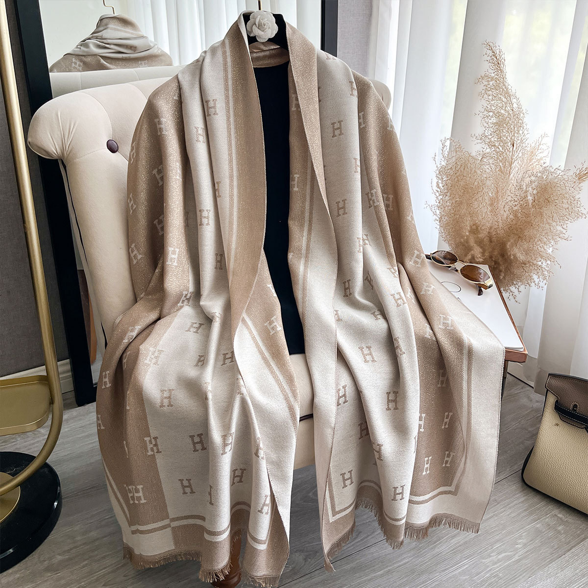 Designer Scarf Women's Luxurious Shawl Embroidered Double-sided Gold Thread Scarf Wool-like Warmth Scarf Outdoor Warmth And Protection Scarf