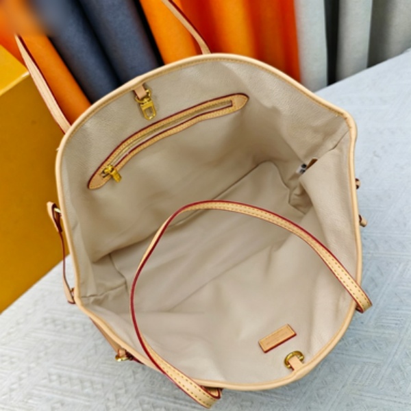 Designer Pet Carrier Tote High-End Old Flower Pattern Premium Canvas Pet Travel Bag for Small Dogs and Cats Luxury Pet Handbag Fashion Dog Accessories
