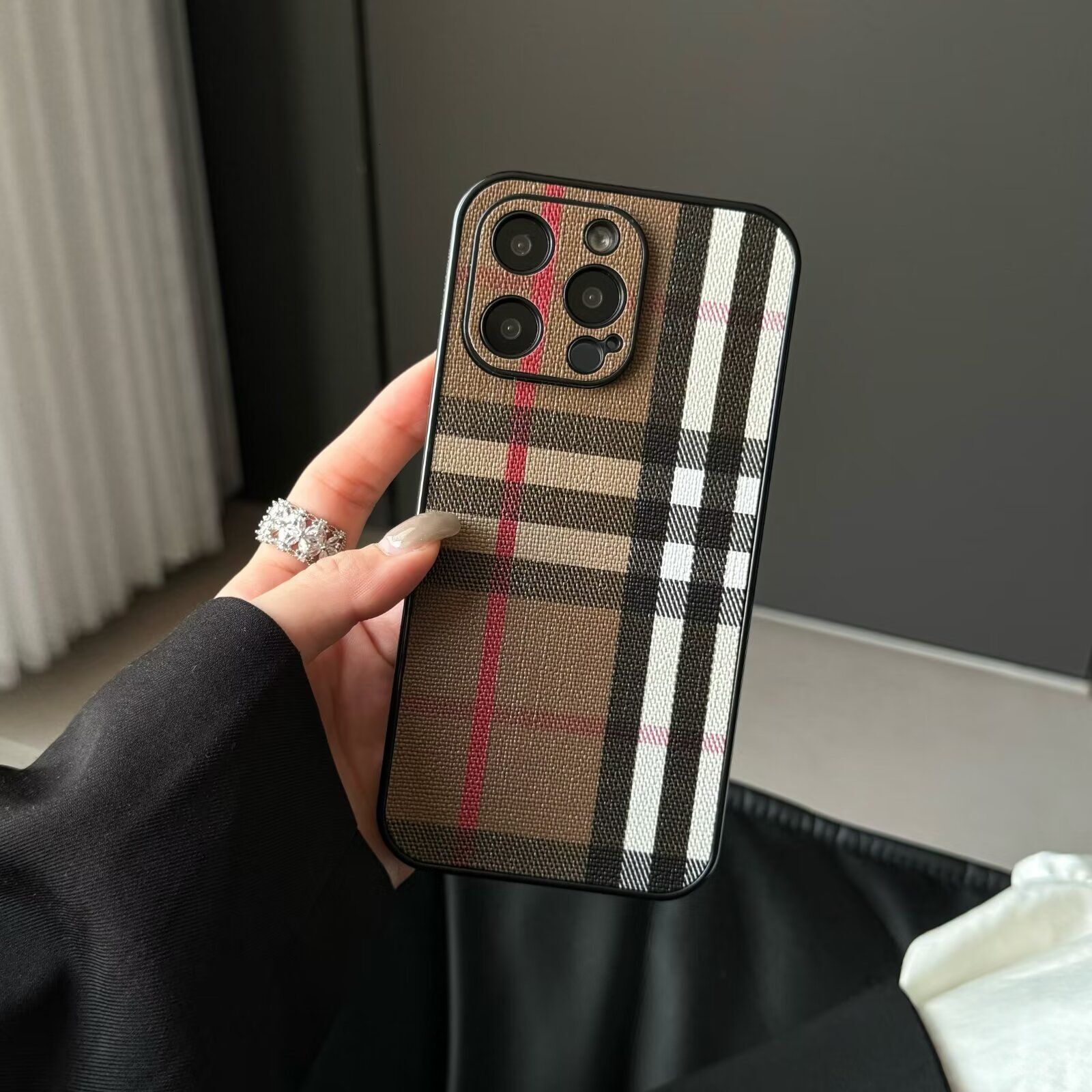 Compatible with Apple 16 Pro MAX Phone Case 15/14 Striped Plaid 13 Niche High-end 12 Side Sticker Leather