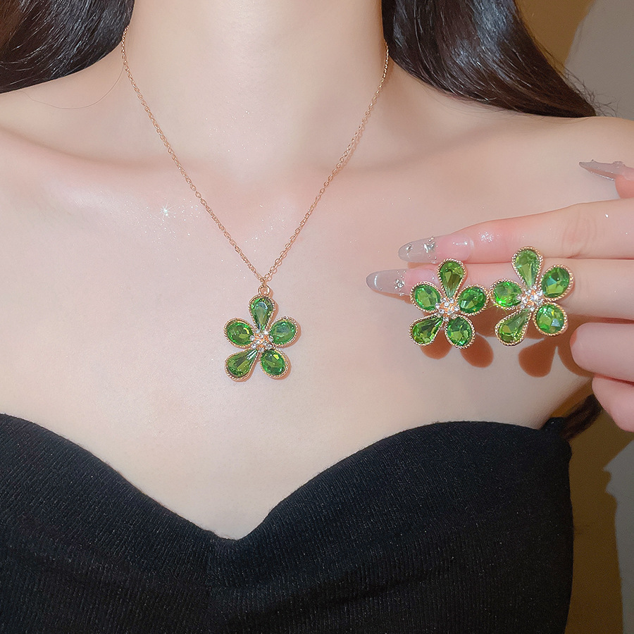 Diamond-studded Flower Pendant Earrings Necklace Set, Light Luxury and High-end Feel, 2026 New Elegant Accessories - view 3