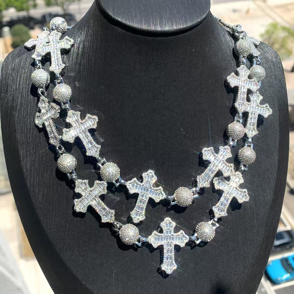 2026 Lifeng Jewelry Bust Down VVS Moissanite Two Tone Cross Pendant Hiphop Sterling Silver Diamond Charm Necklace Jewelry Set