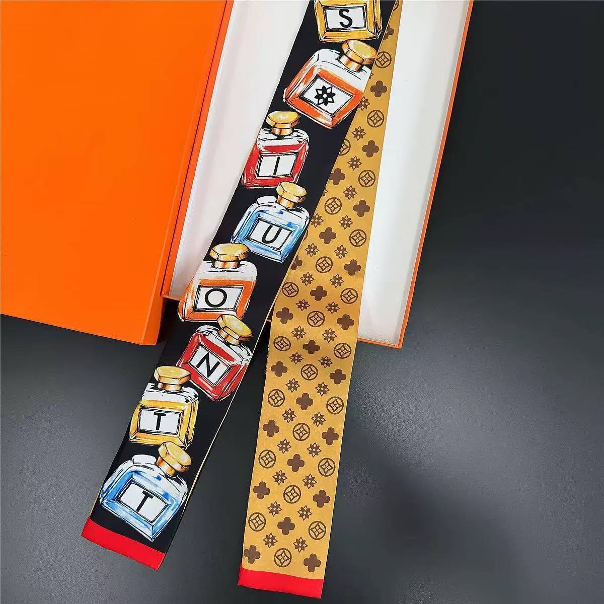 Designer Scarves Silk Scarves Classic Vintage Floral Scarves Headbands Long Striped Tassels Petite Tassels High-end Quality Matching Shirt Collar Scar