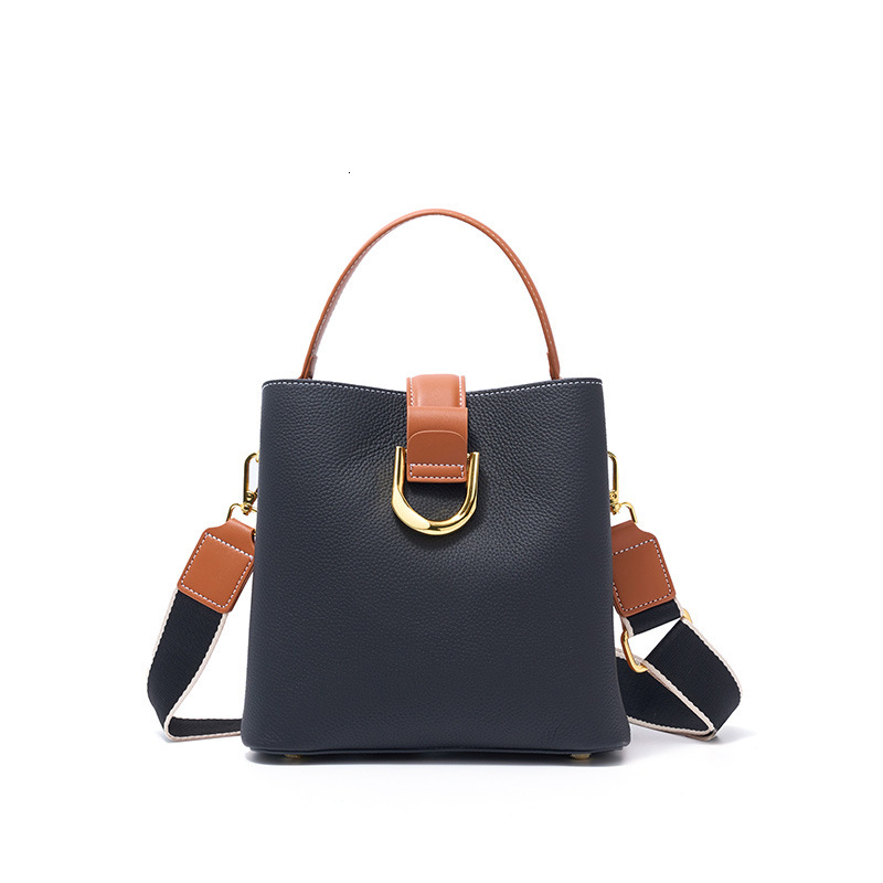 Designer Luxury Leather Women's Handbag Crossover New Top Cowhide Handbag Crossbody Bag Fashionable Large Capacity Bucket Bag Women's Should