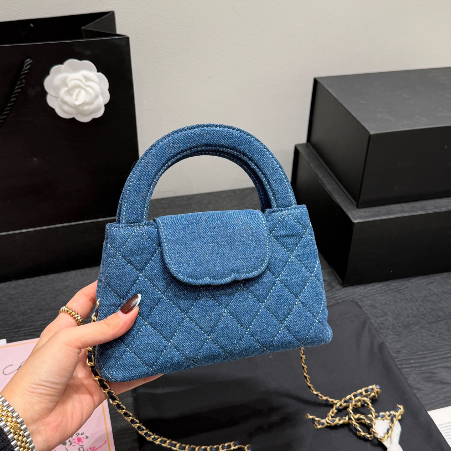 Designer Bag Woven Fashion Tote Bag Casual Tote Large Capacity Embroidery Hollowed-out Summer Beach Resort Shoulder Bag Dopamine Color hand