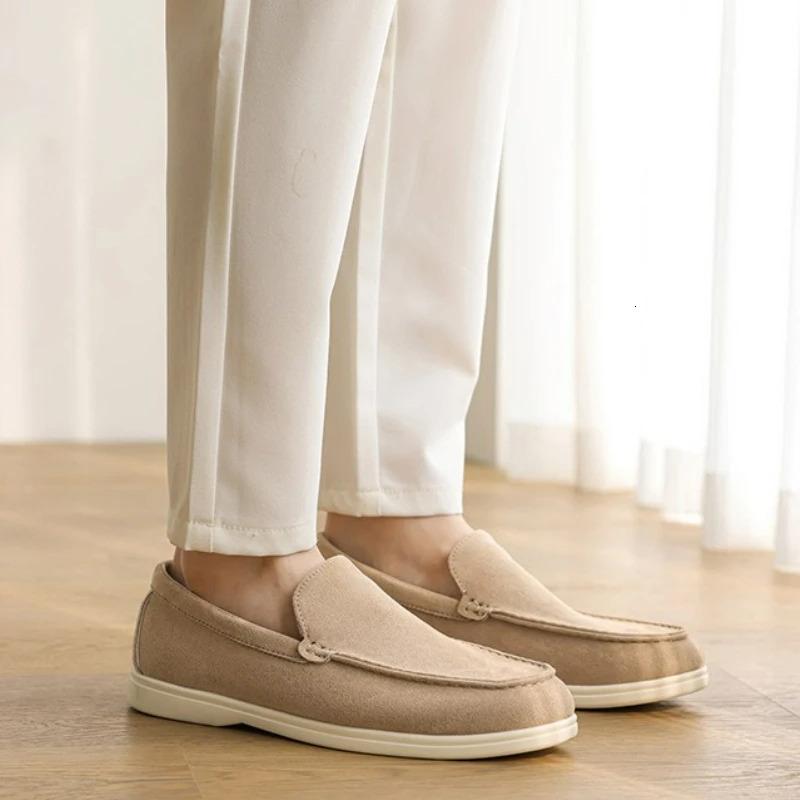 Mens Casual Shoes Suede Leather Loafers Classic British Style Men Shoes Lightweight Soft Moccasins Male Slip on Driving Flats 260424