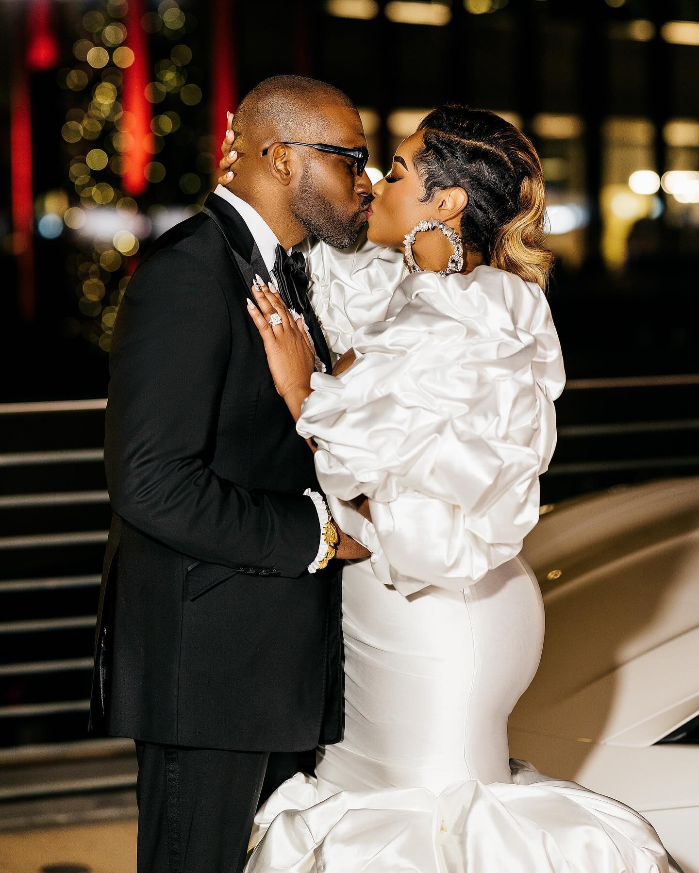 2026 Arabic Aso Ebi Plus Size Ivory Wedding Dresses Sweetheart Half Sleeves Satin Noble Elegant Bridal Gowns Dress For Brides ZJ20011