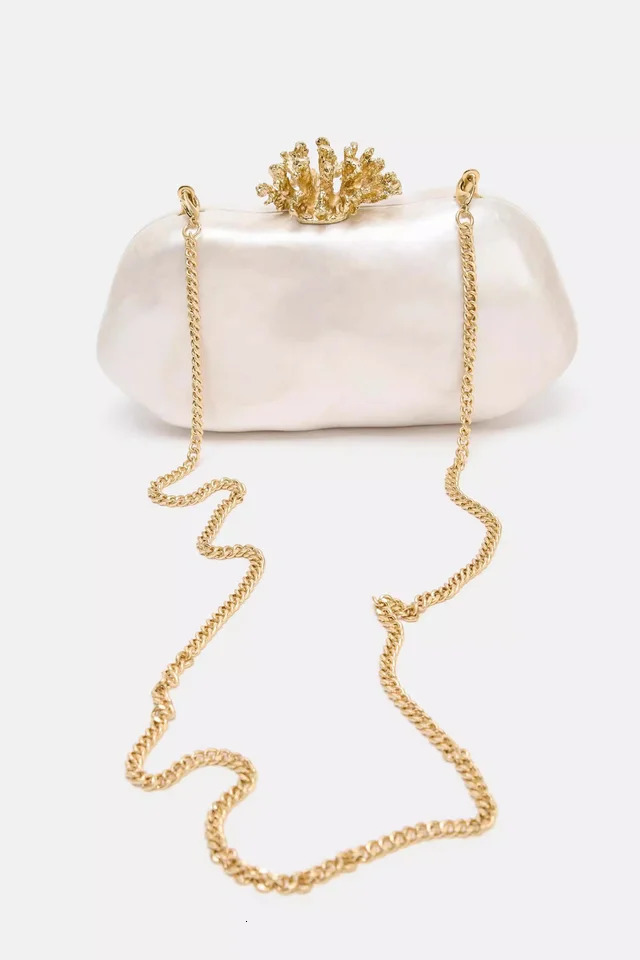 Shell party Clutch Bag women wedding evening party cute ivory pearl color Acrylic purse handbag spring summer 2026 260424