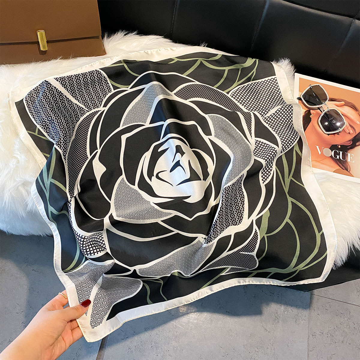 Designer Scarves - Luxurious Women's Shawls - Premium Silk-look Scarves Suitable For Women To Wear Fashionable Headscarves Hair Bands