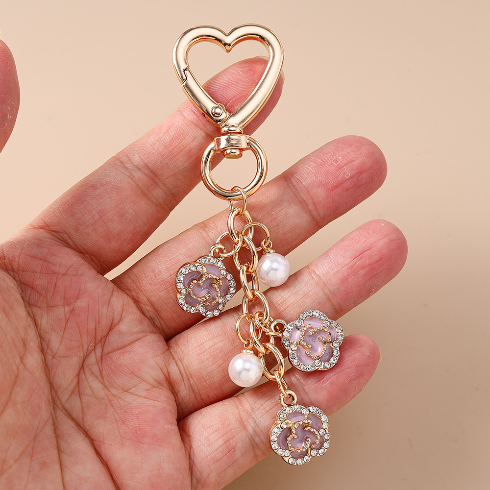 Bag Charm Camellia Flower Keychain Five-Petal Flower Pendant Chain Handbag for Women's Wrist Strap for Bag Phone Case Decoration and Car key keyc