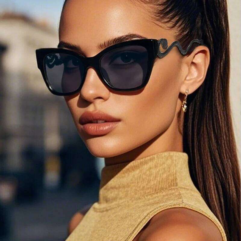 Fashion Large Frame Cat Eye Sunglasses Women Gradient UV Protection Glasses Brand Sexy Ladies Metal Snake Eyeglasses Chunjinqiuli