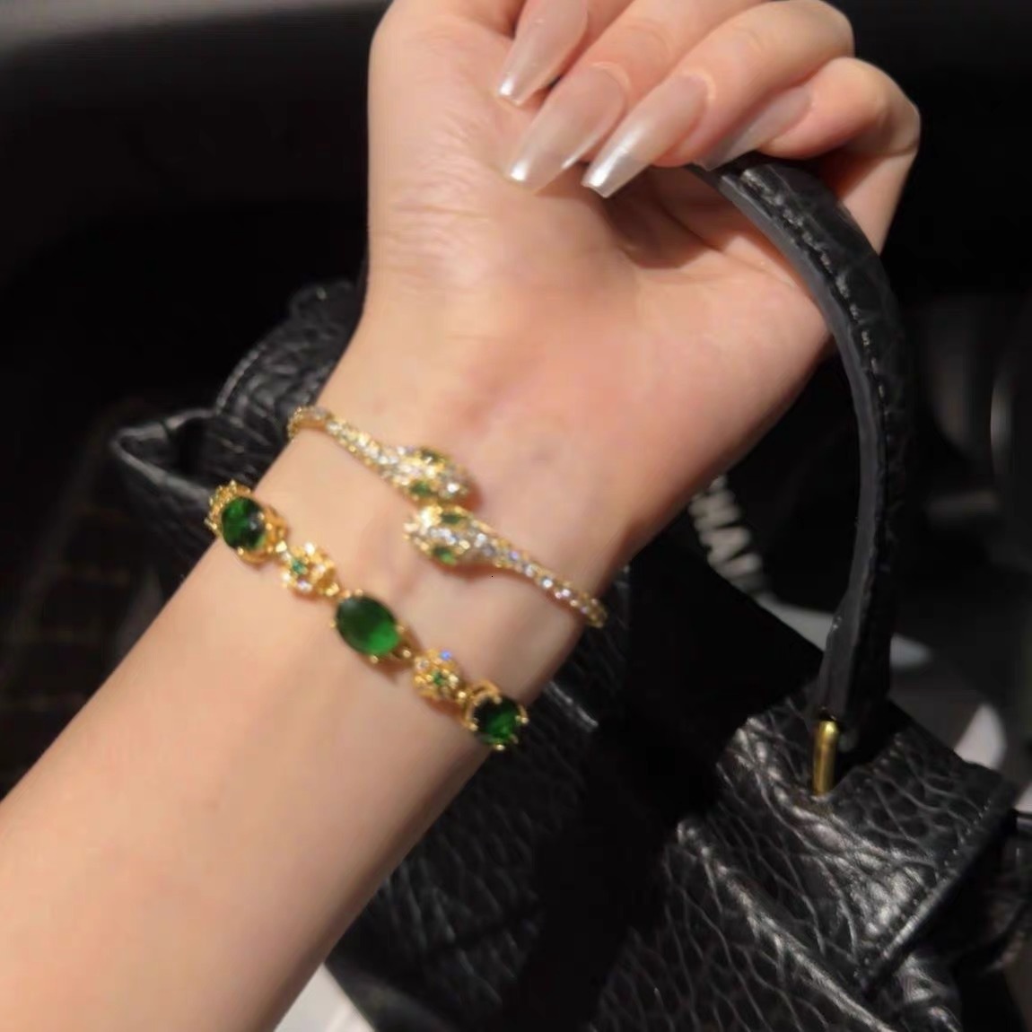 Luxury Brand Designer Women New Arrival Snake Green Zircon Crystal Bracelet Retro Elegant Minimalist Versatile Daily Chic Stylish Modern Trendy