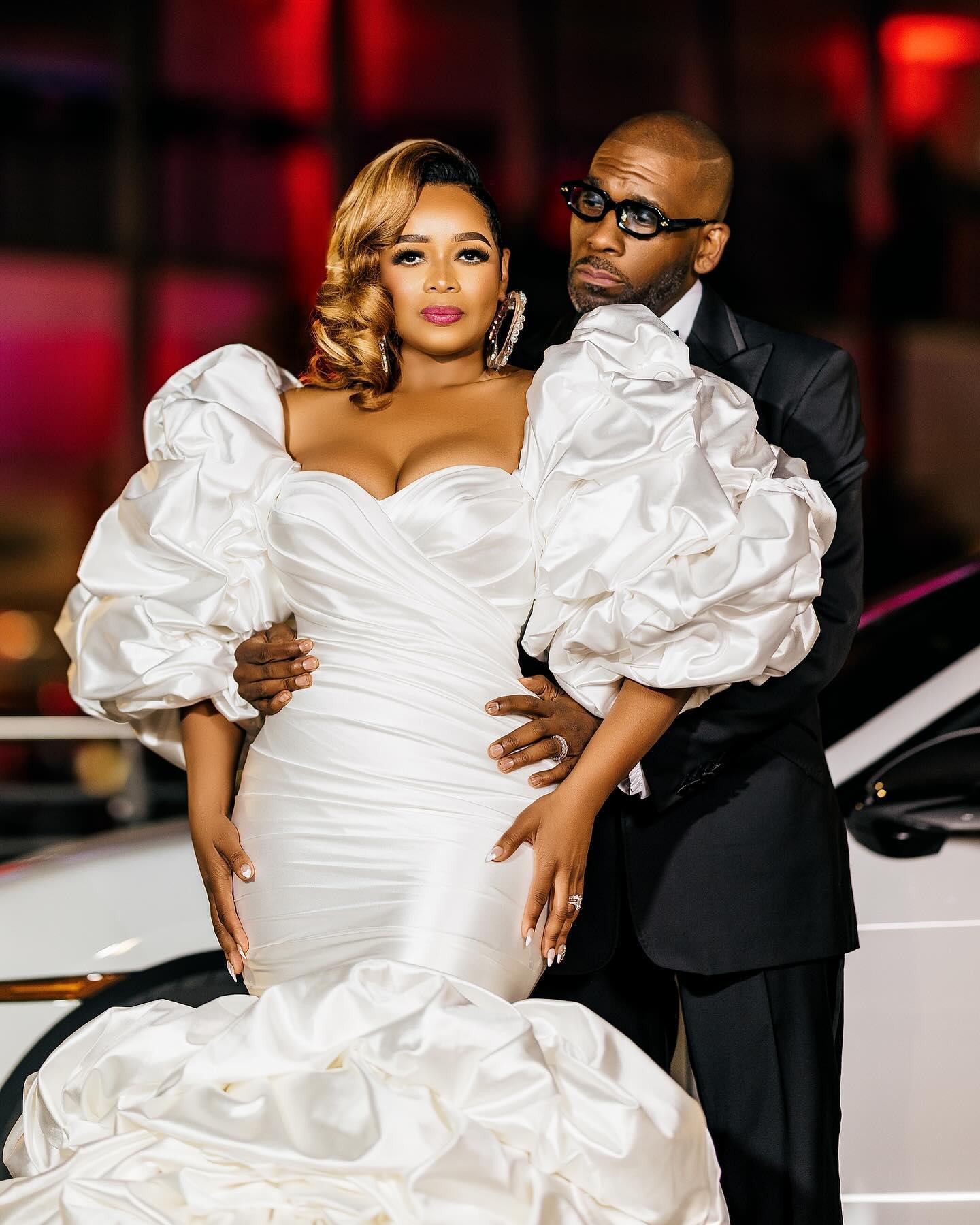 2026 Arabic Aso Ebi Plus Size Ivory Wedding Dresses Sweetheart Half Sleeves Satin Noble Elegant Bridal Gowns Dress For Brides ZJ20011