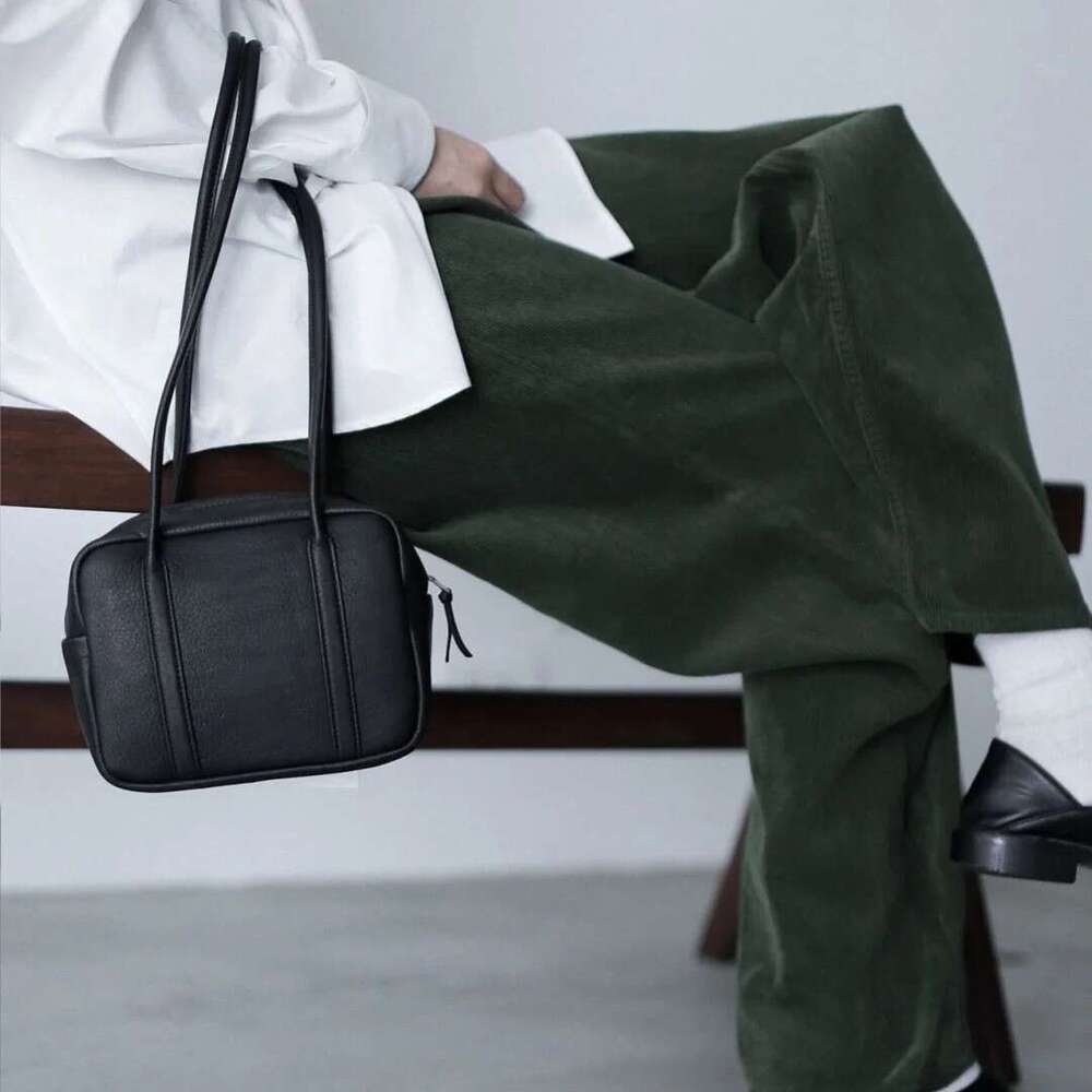 Luxury Top Layer Cowhide Handbag, Japanese Korean Boston Cylindrical Bag, Bowling Style Short Handle Square Single Shoulder Purse SENYY