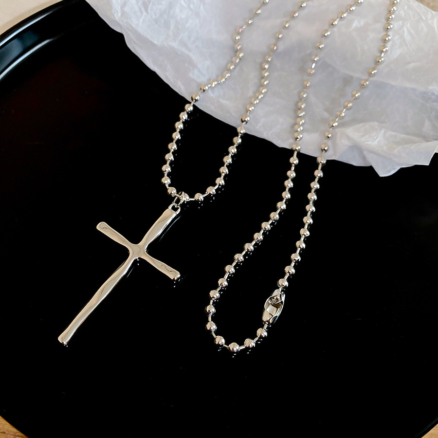 European American cross-border metal round long cross pendant necklace, simple and stylish collarbone chain, high-end women's accessory - view 7