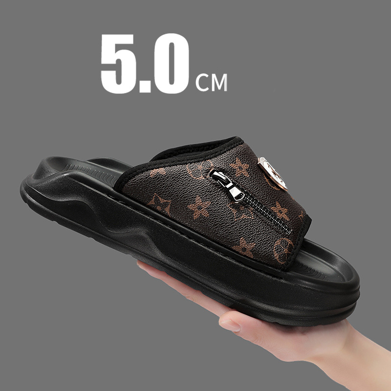 2026 new designer slippers trendy slip resistant comfortable sports and leisure beach shoes for men