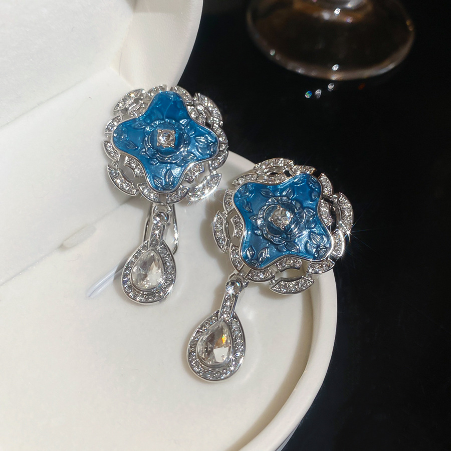 Diamond-studded Enamel Round Teardrop Earrings and Ring Set French Vintage Light Luxury High-end Jewelry - view 5