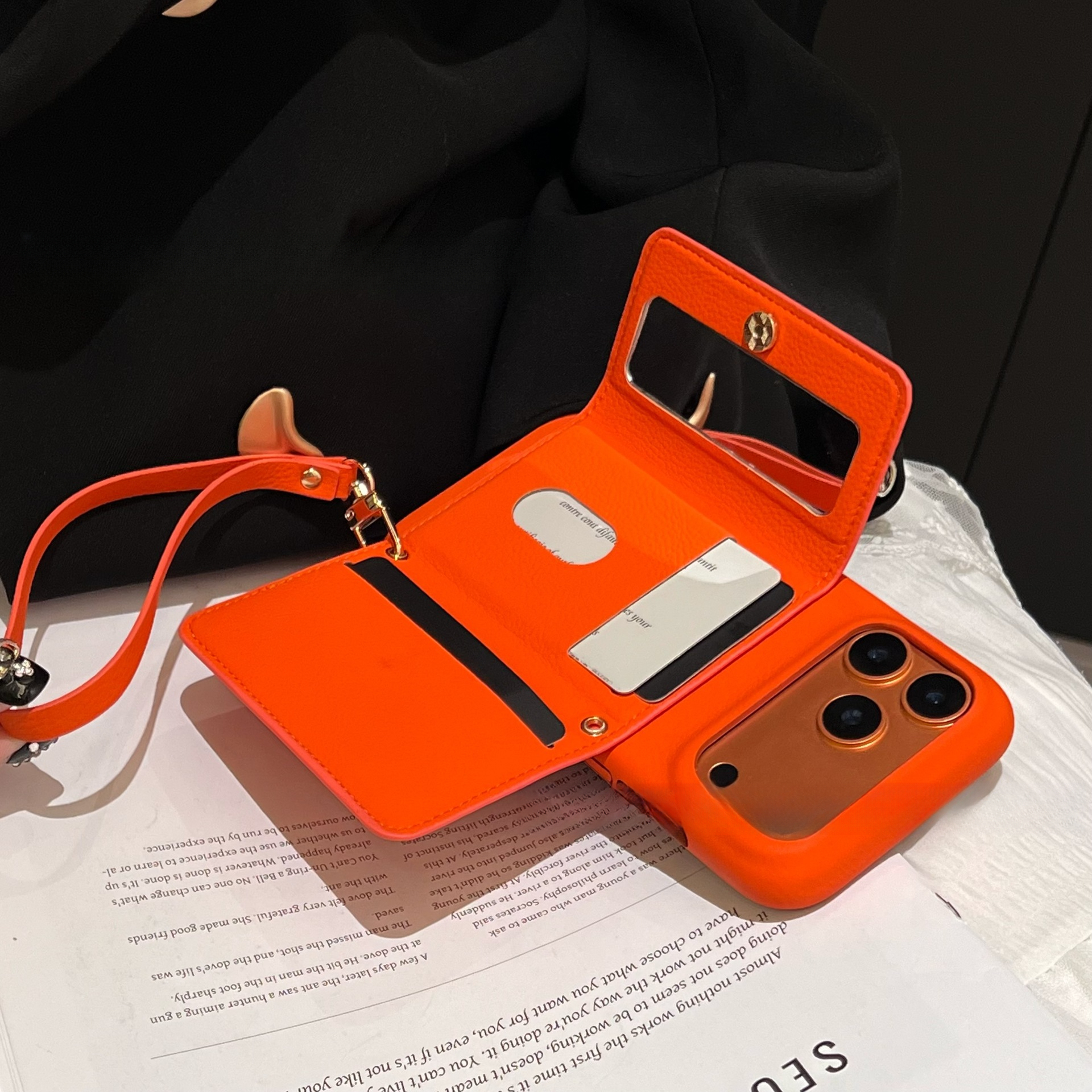 Orange lanyard holder protective suitable for iPhone 17 Pro Max, light luxury card slot European and American style Apple 16 phone case