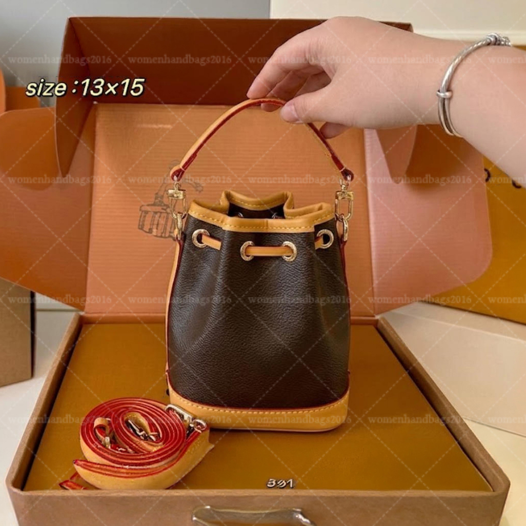 Chic Nano Crossbody Bags Women Genuine Leather Mini Top Handle Purse Designer Bag Lightweight Travel Makeup Pouch Weekend Party 2026