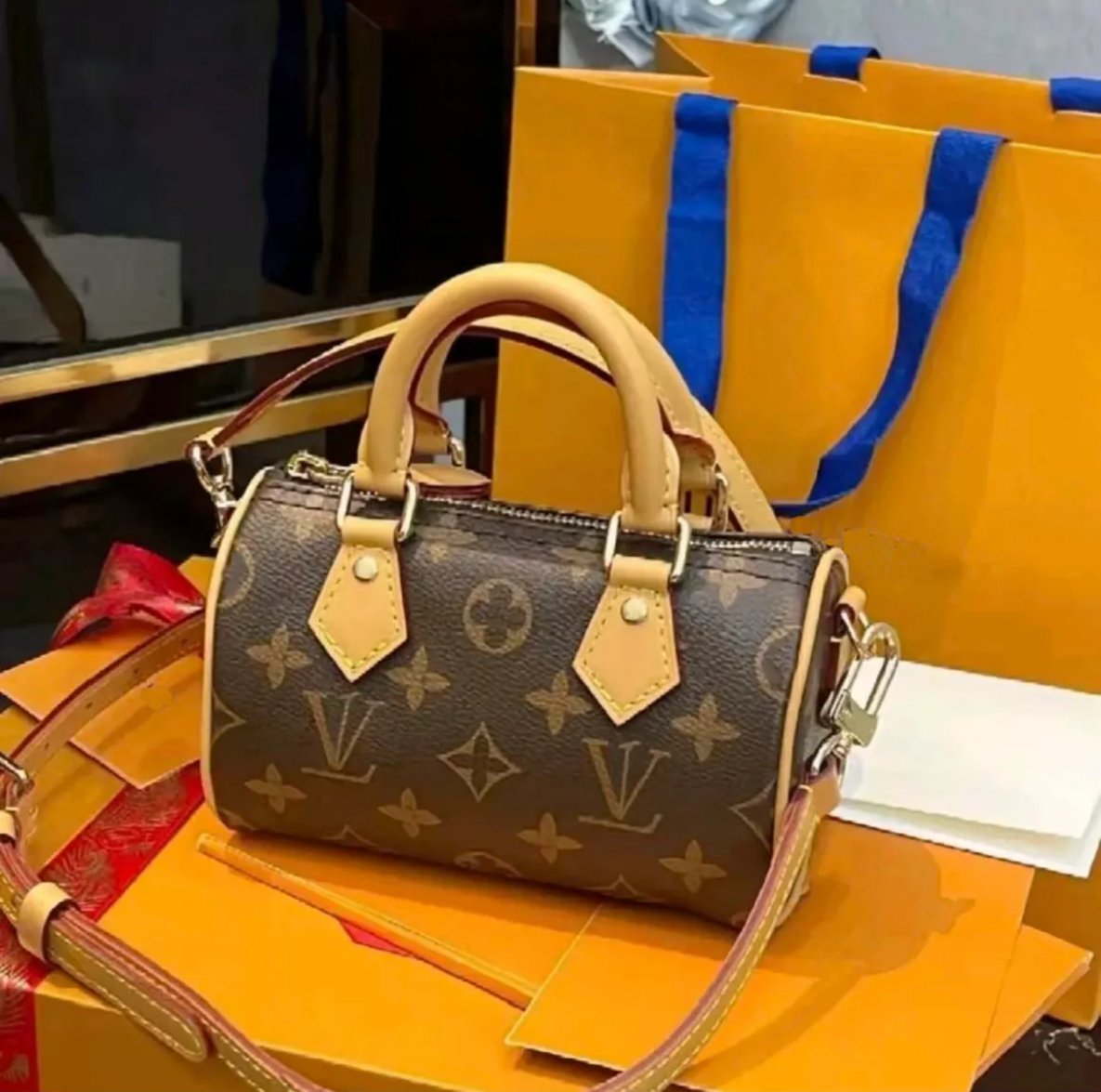 Designer bag Genuine leather Shoulder bag Quick Purse Boston Tote Designer Mini Pillow Handbag High Quality Womens Crossbody Messenger Bag Classic Floral make bag