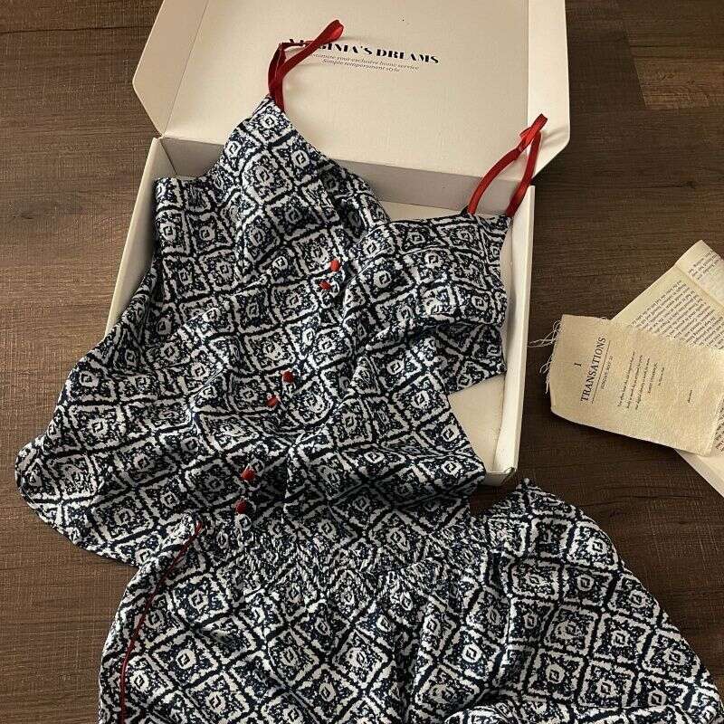 2026 New Niche Korean Ice Silk Pajamas, Retro Ins Sweet Spicy Camisole Shorts Set, Summer Casual Dormitory Loungewear for Women MAKOUFEI